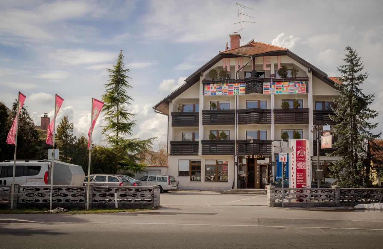 Hotel Krona Domžale Exteriör bild